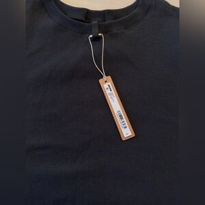 NWT Skims Ribbed T Shirt